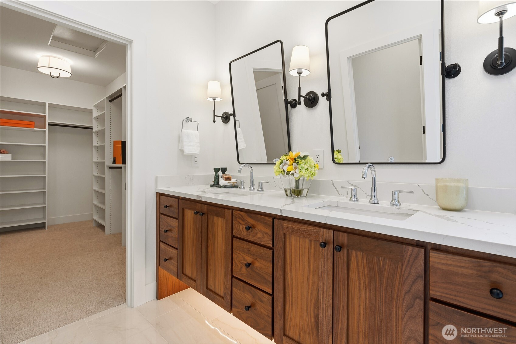 2582 136th Lane SE , Bellevue, WA 98005