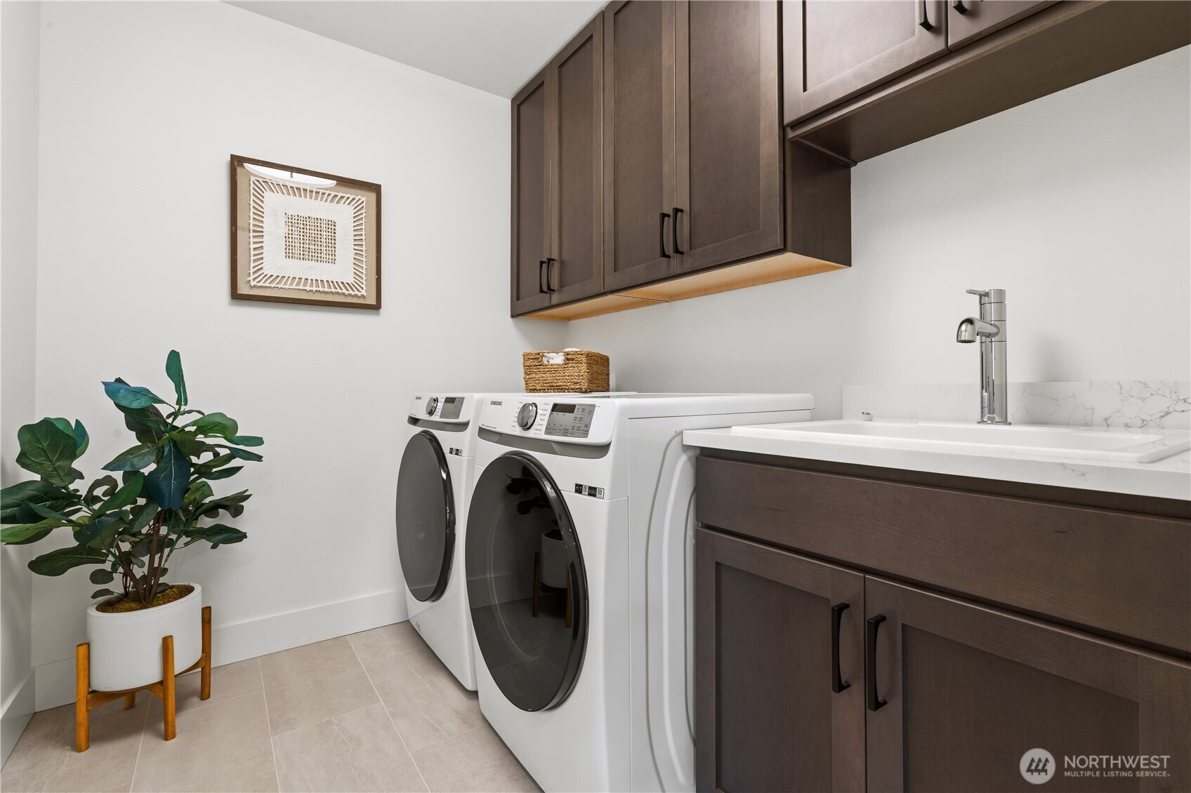 2582 136th Lane SE , Bellevue, WA 98005