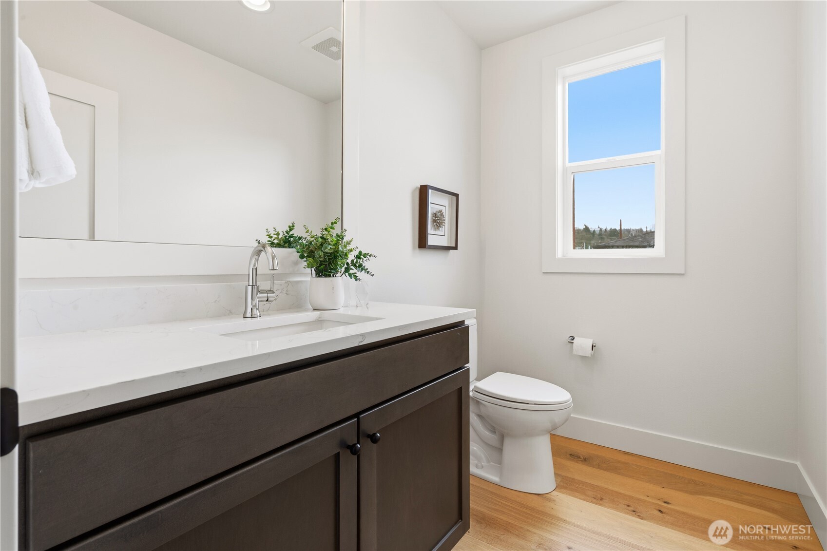 2582 136th Lane SE , Bellevue, WA 98005