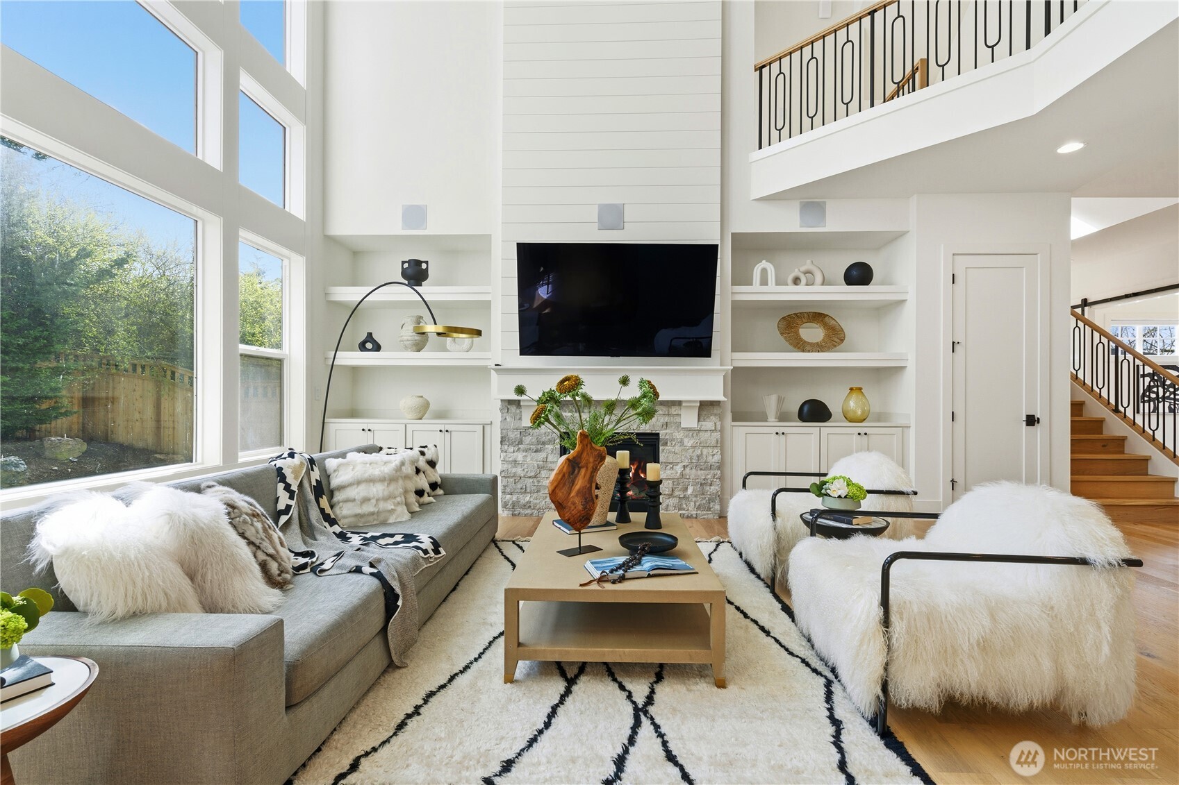 2582 136th Lane SE , Bellevue, WA 98005