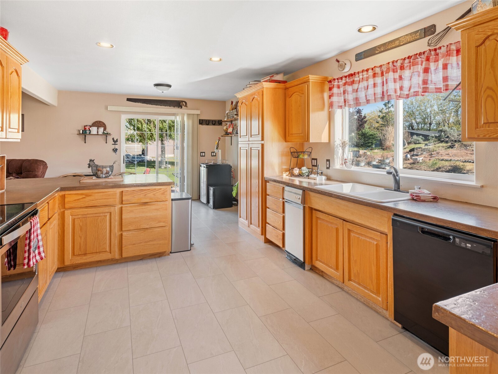 26619 Road U SW, Mattawa, WA 99349