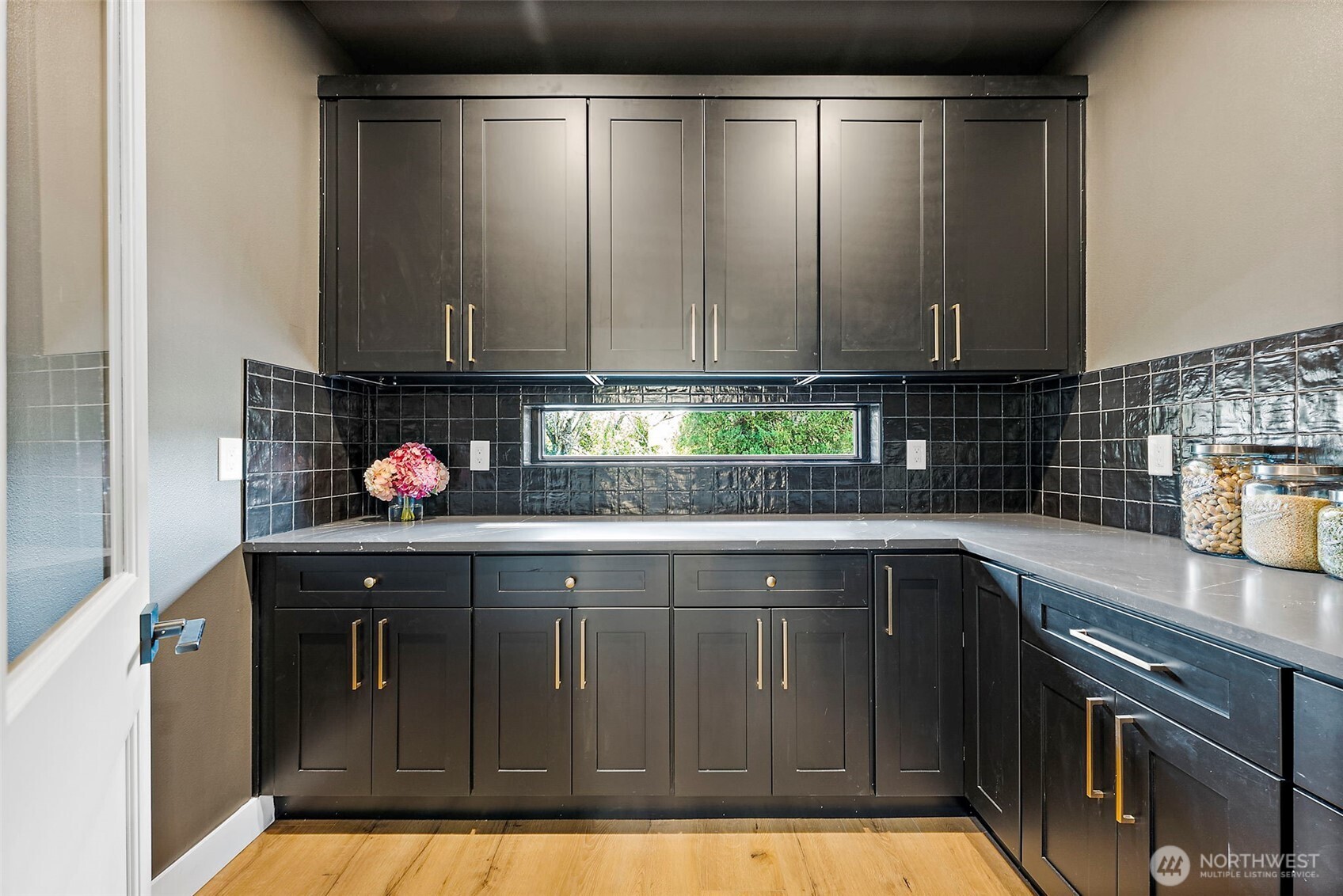 1238 9th Street SW, Puyallup, WA 98371