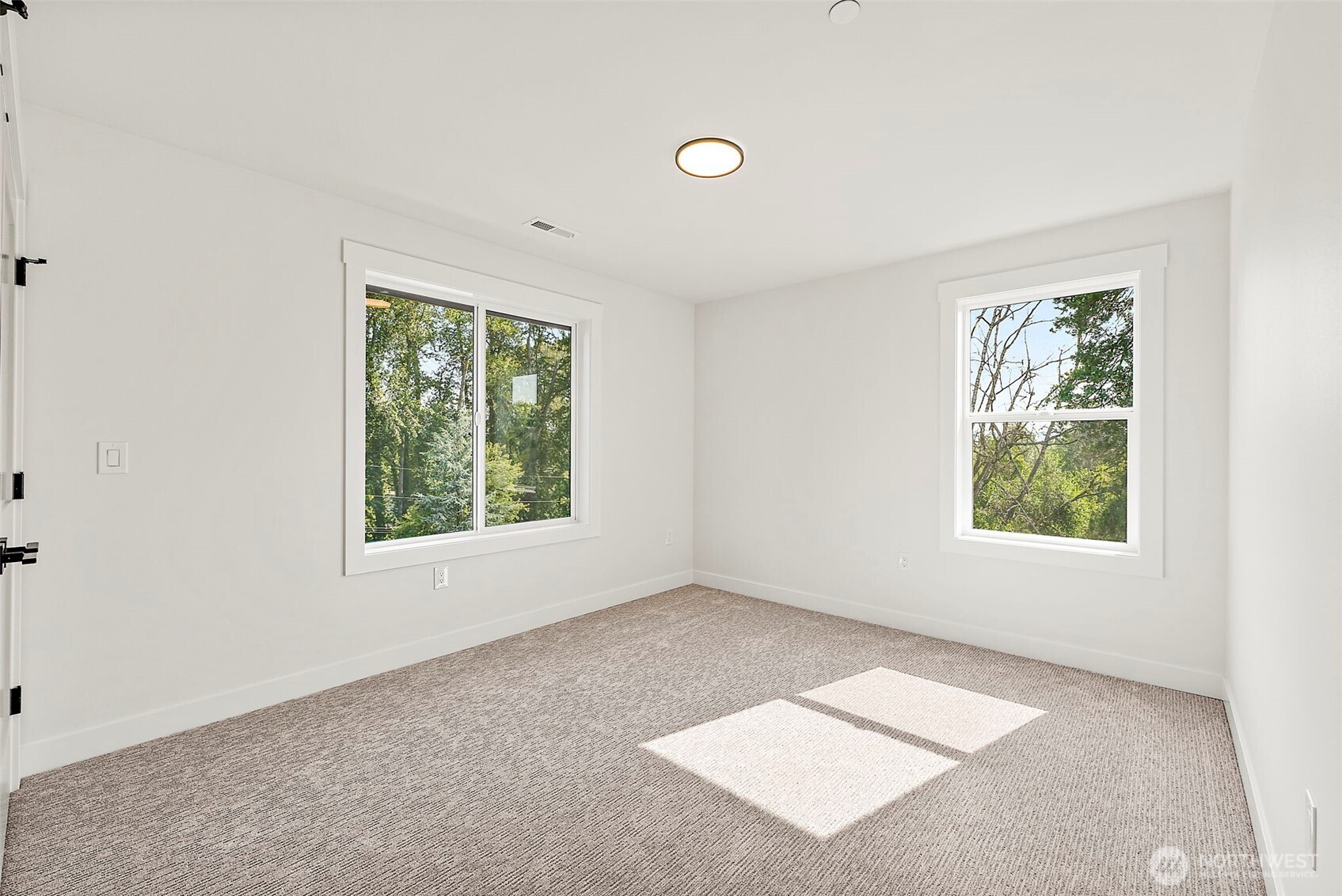 1238 9th Street SW, Puyallup, WA 98371