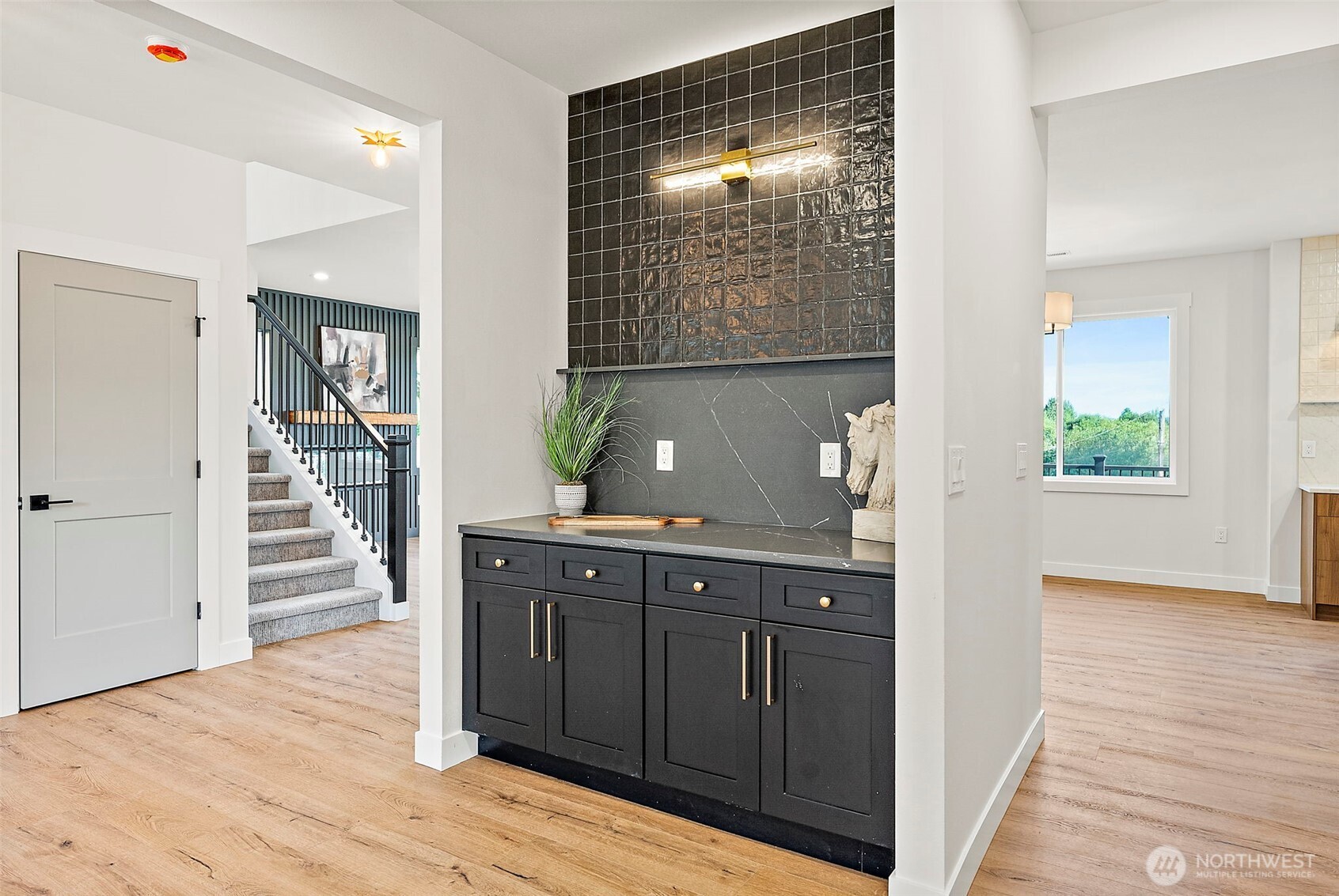 1238 9th Street SW, Puyallup, WA 98371