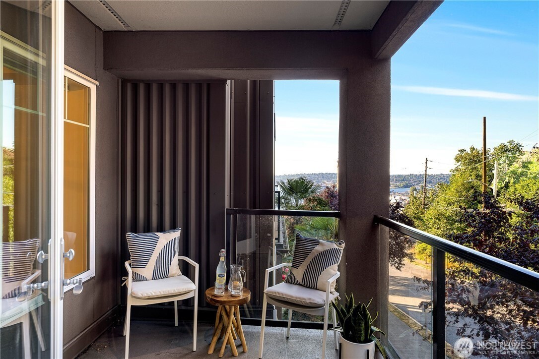 1029 Belmont Avenue E #305, Seattle, WA 98102