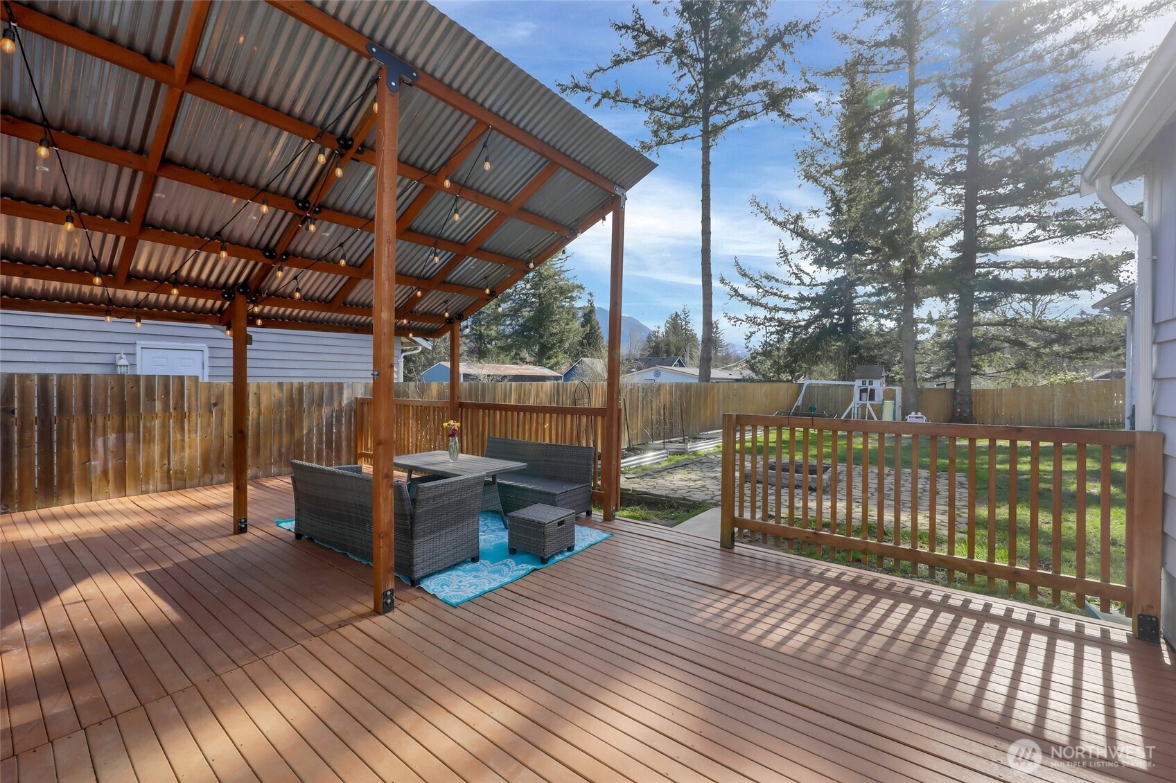212 7th Street , Gold Bar, WA 98251