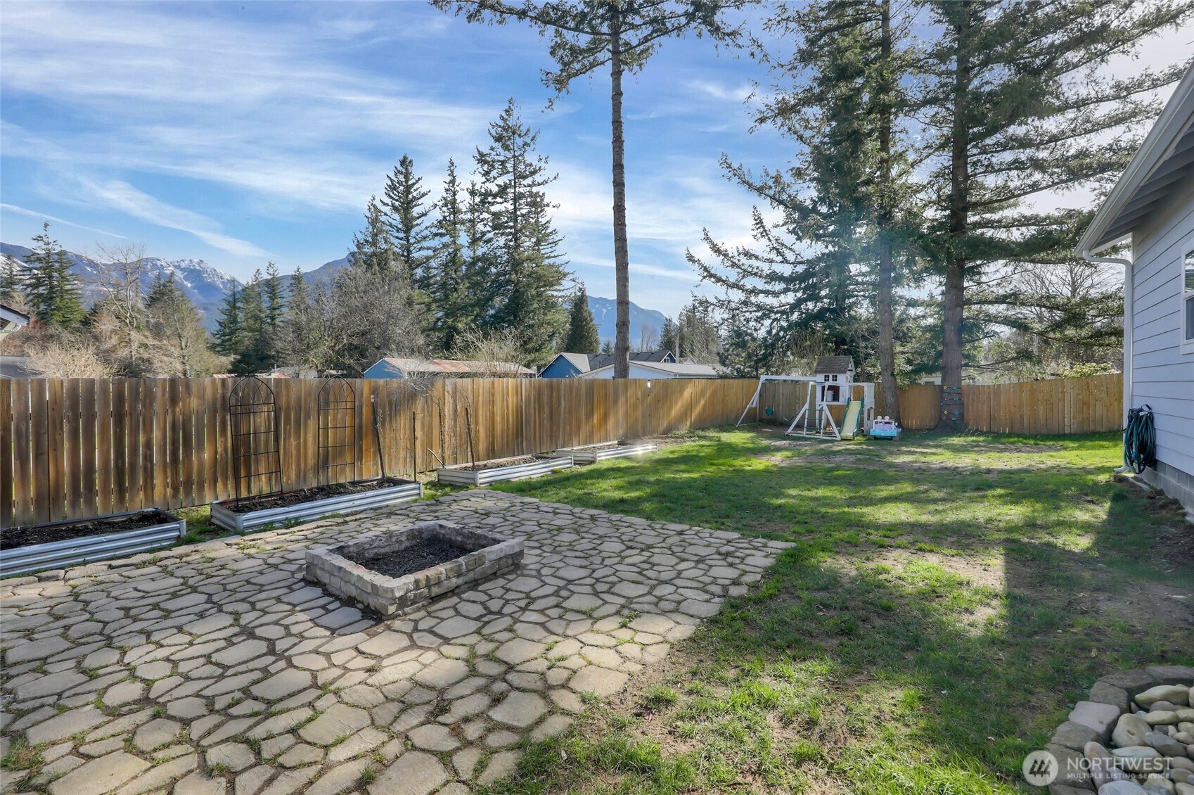 212 7th Street , Gold Bar, WA 98251