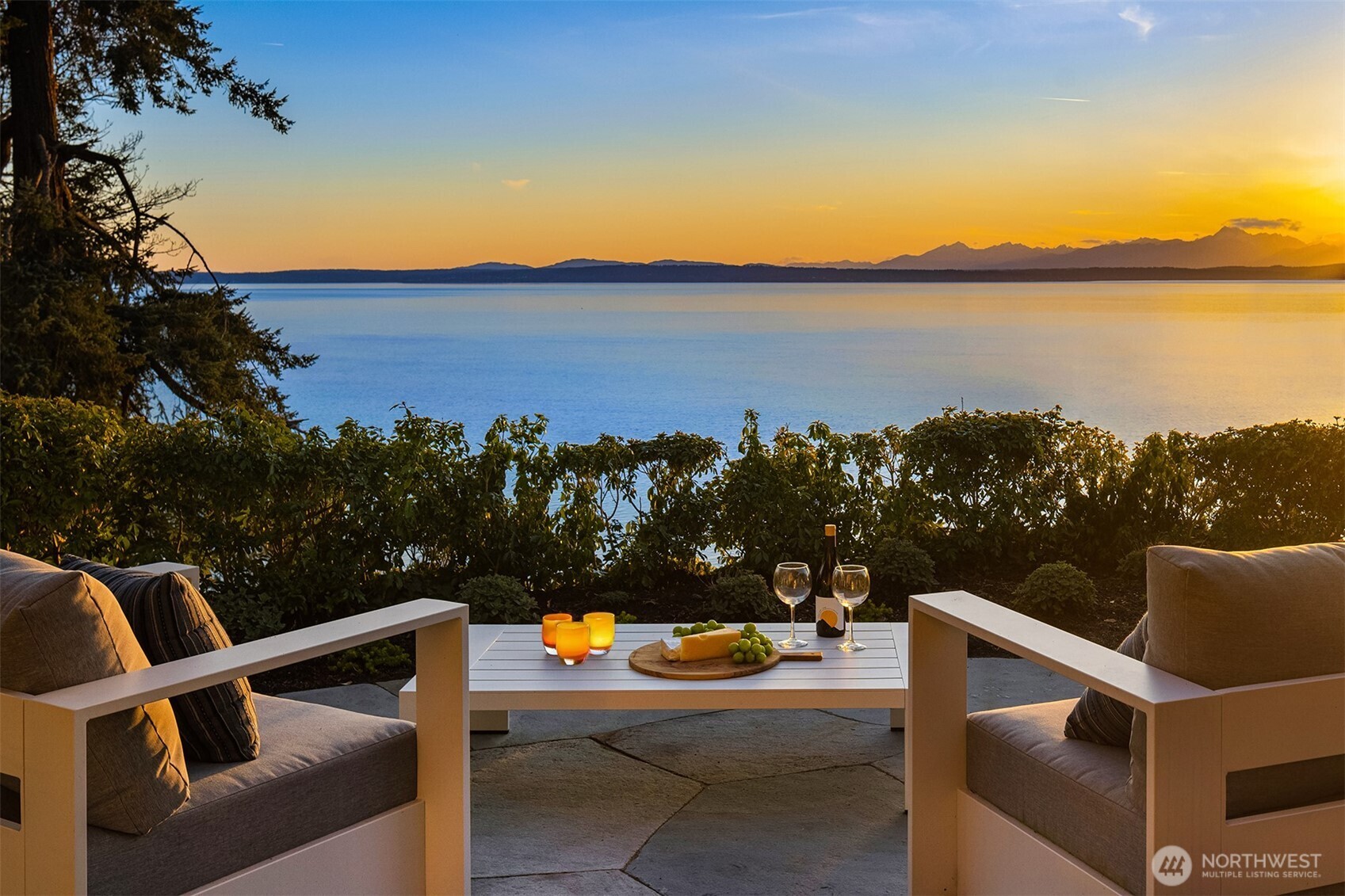 1206 NW Culbertson Drive , Seattle, WA 98177