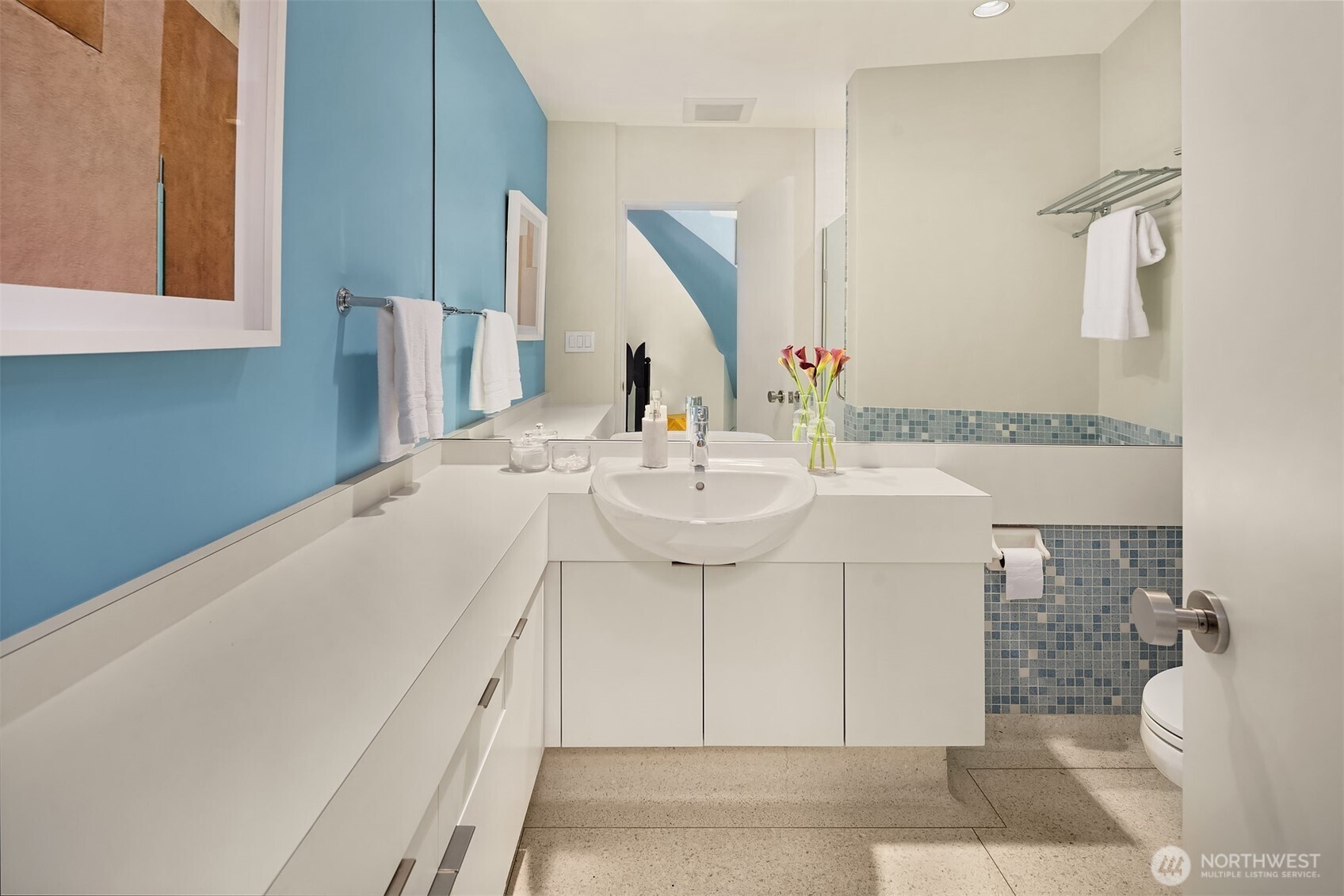 1206 NW Culbertson Drive , Seattle, WA 98177