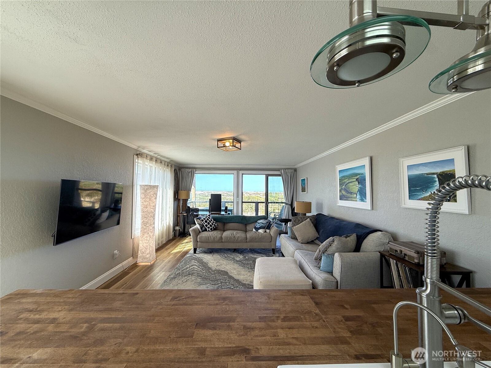 1027 S Sand Dune Avenue SW #1A, Ocean Shores, WA 98569