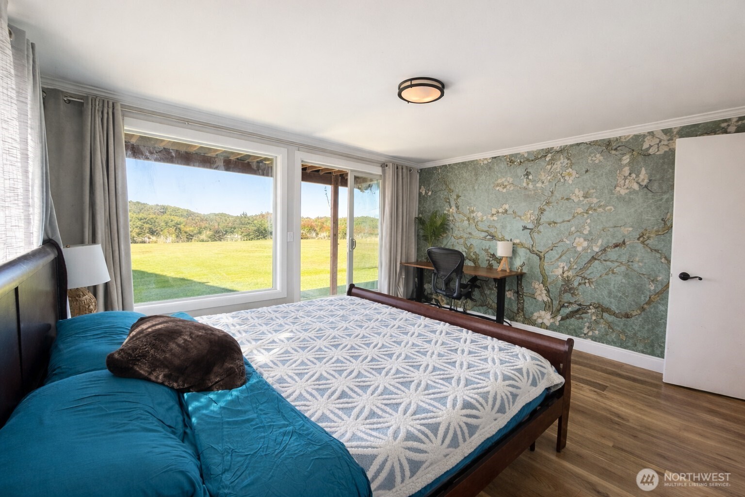 1027 S Sand Dune Avenue SW #1A, Ocean Shores, WA 98569