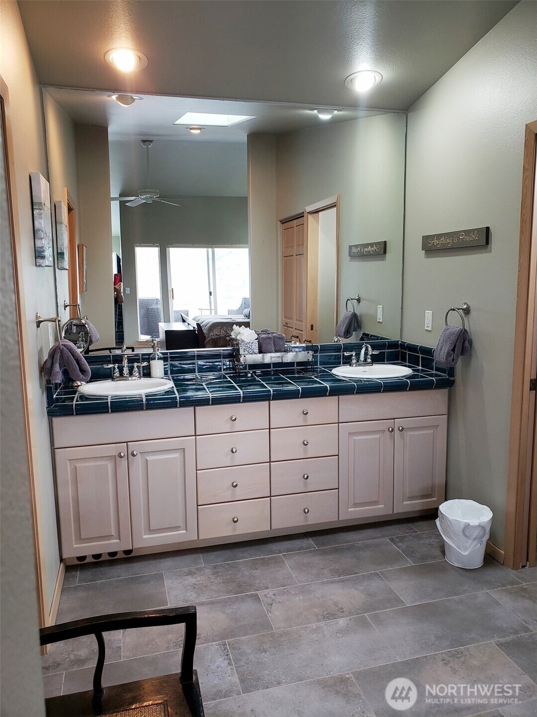 335 Henderson Road , Chelan, WA 98816