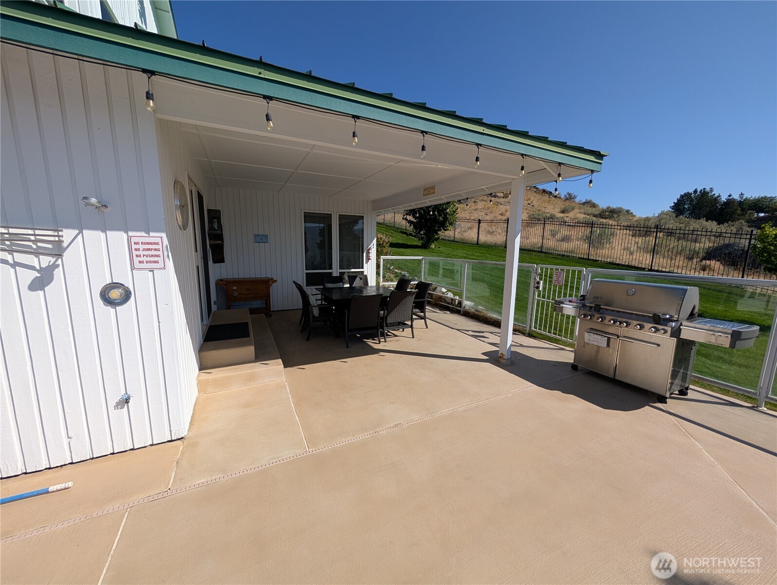 335 Henderson Road , Chelan, WA 98816