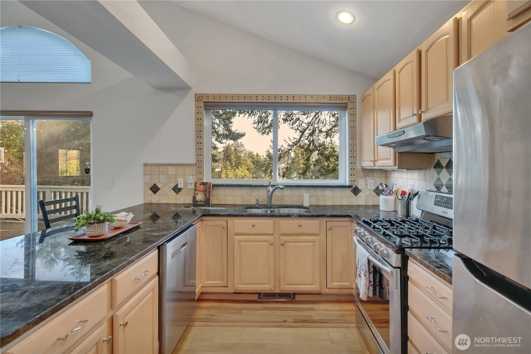 2604 Vincent Way NW, Bremerton, WA 98312