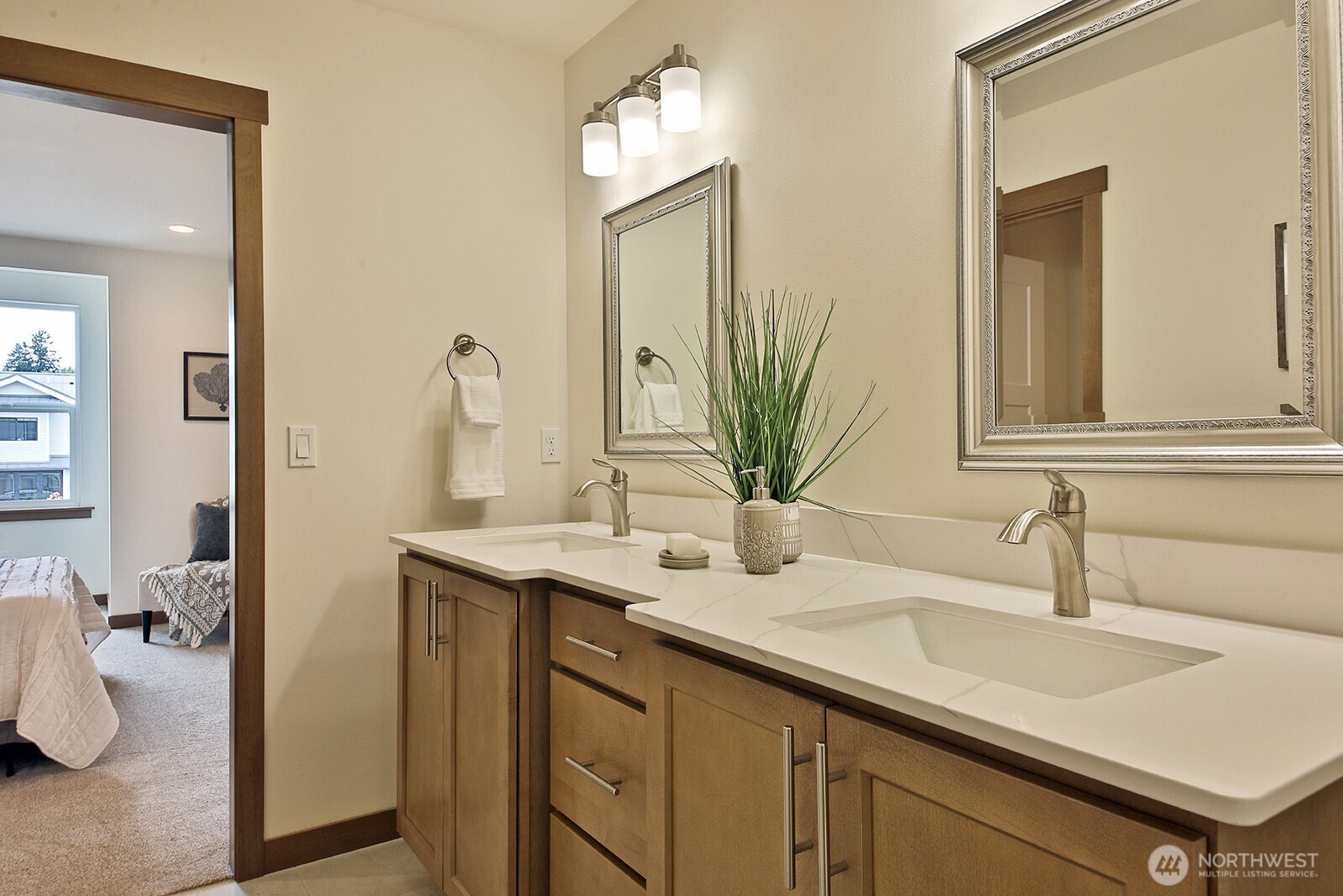 683 3rd Street #1(A), Langley, WA 98260