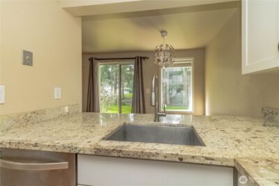 17425 119th Lane SE #D12, Renton, WA 98058 - Photo 7
