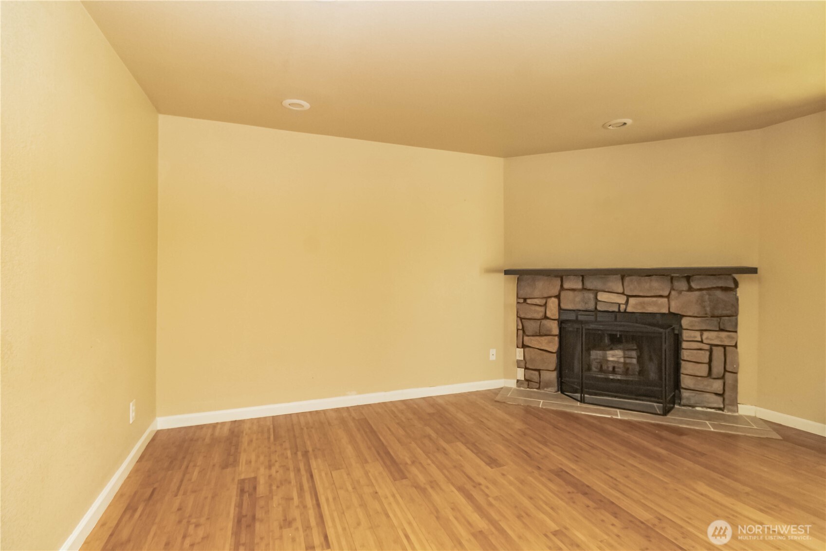 17425 119th Lane SE #D12, Renton, WA 98058