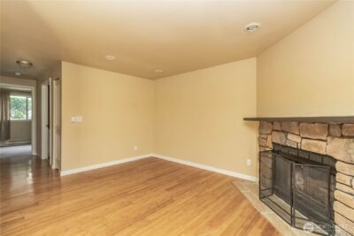 17425 119th Lane SE #D12, Renton, WA 98058 - Photo 10