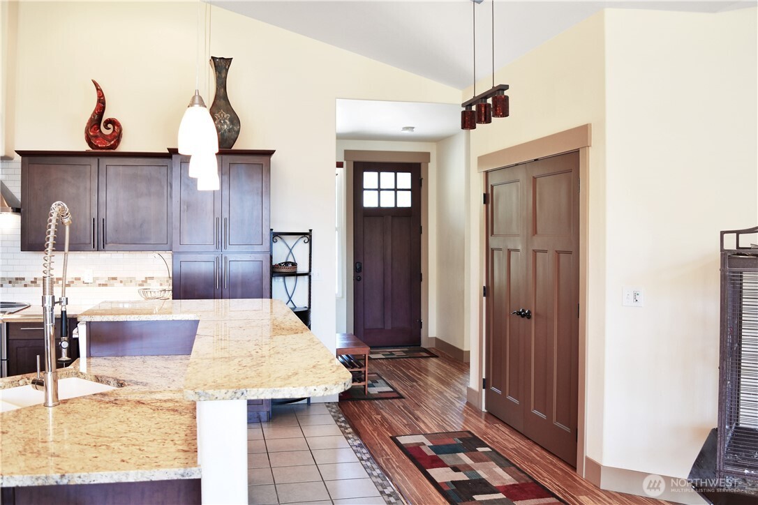 1024 Columbia Point , Entiat, WA 98822