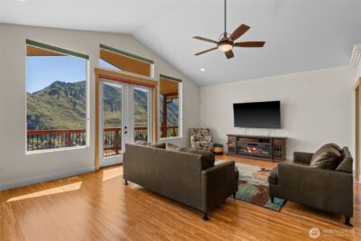 1024 Columbia Point , Entiat, WA 98822 - Photo 19