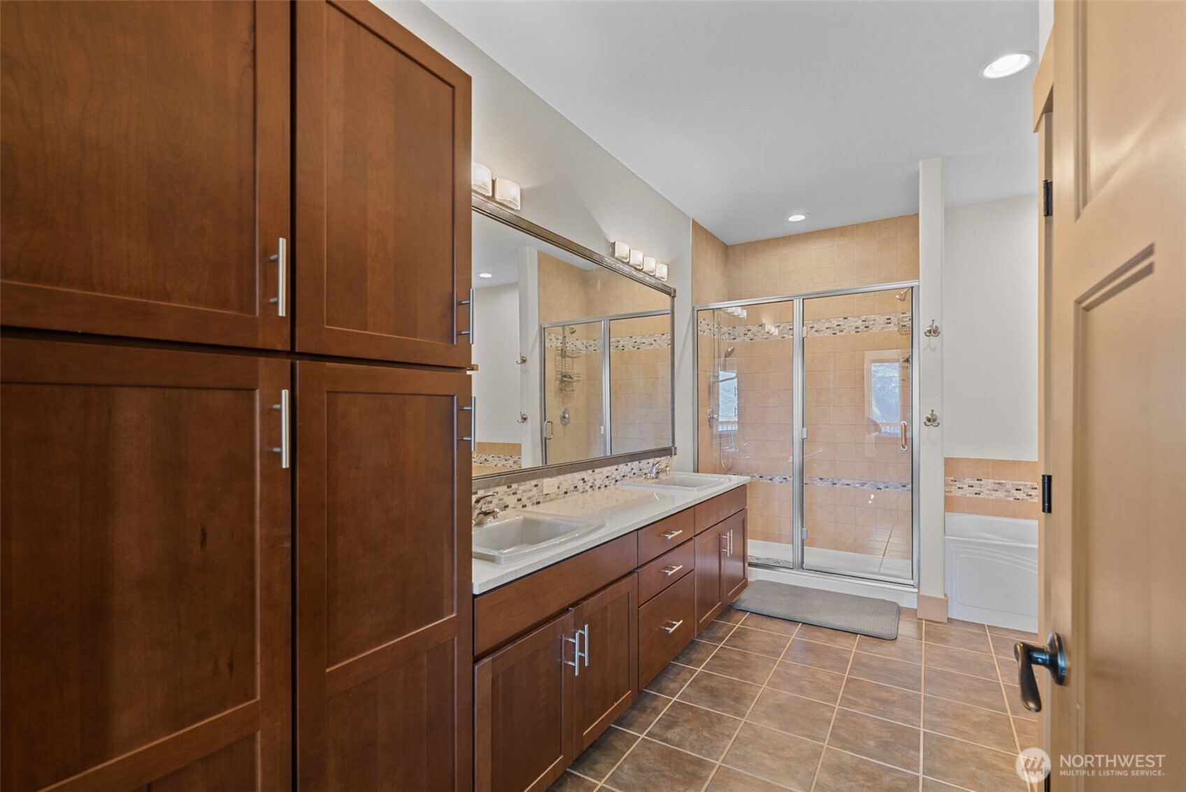 1024 Columbia Point , Entiat, WA 98822