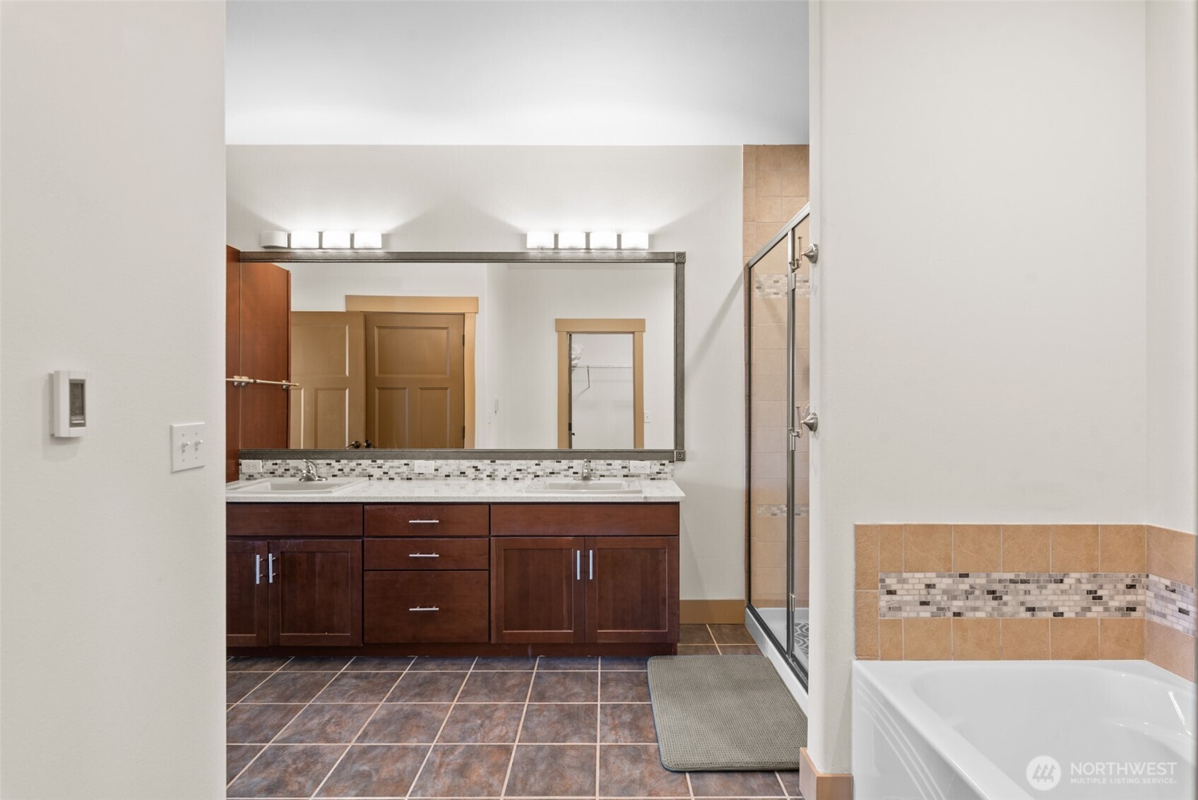 1024 Columbia Point , Entiat, WA 98822