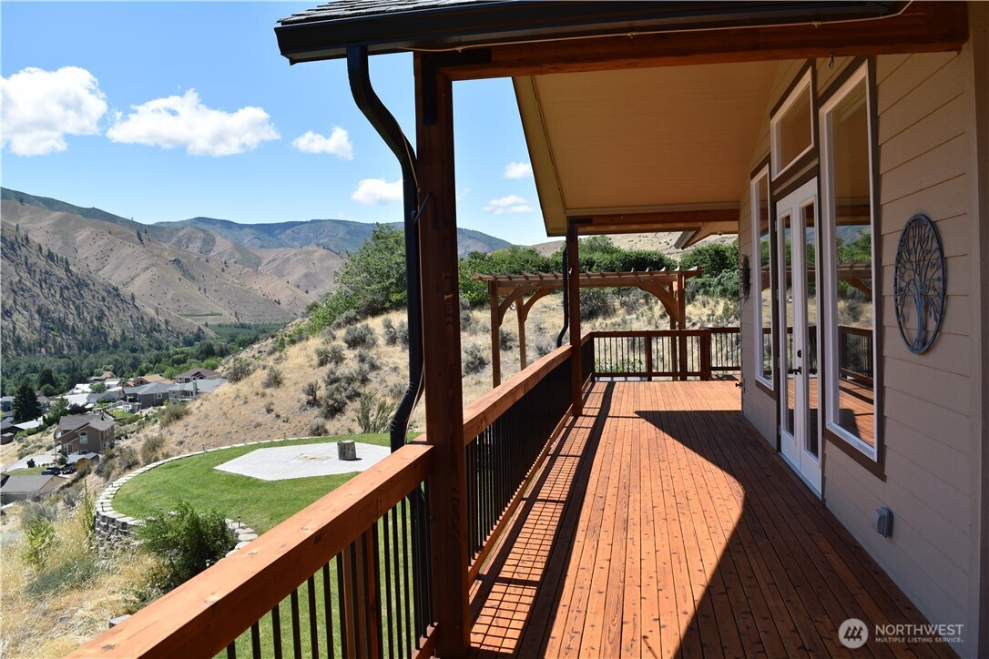 1024 Columbia Point , Entiat, WA 98822