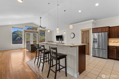 1024 Columbia Point , Entiat, WA 98822 - Photo 10