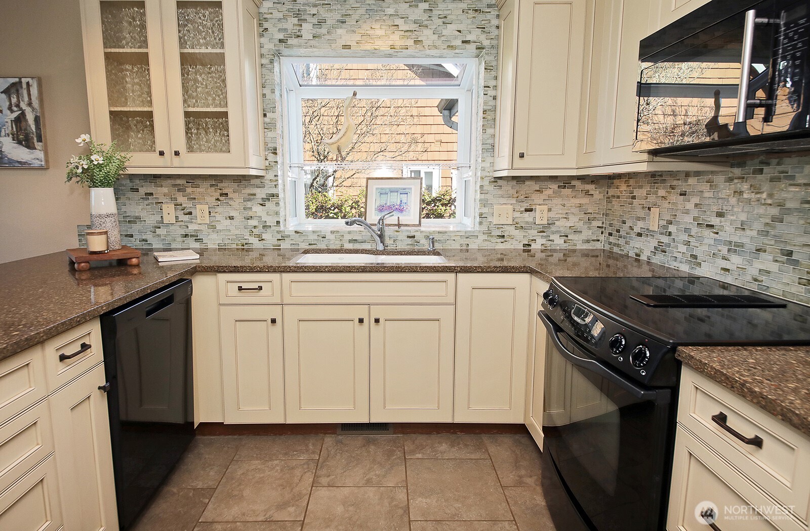 2471 Soundview Drive , Langley, WA 98260