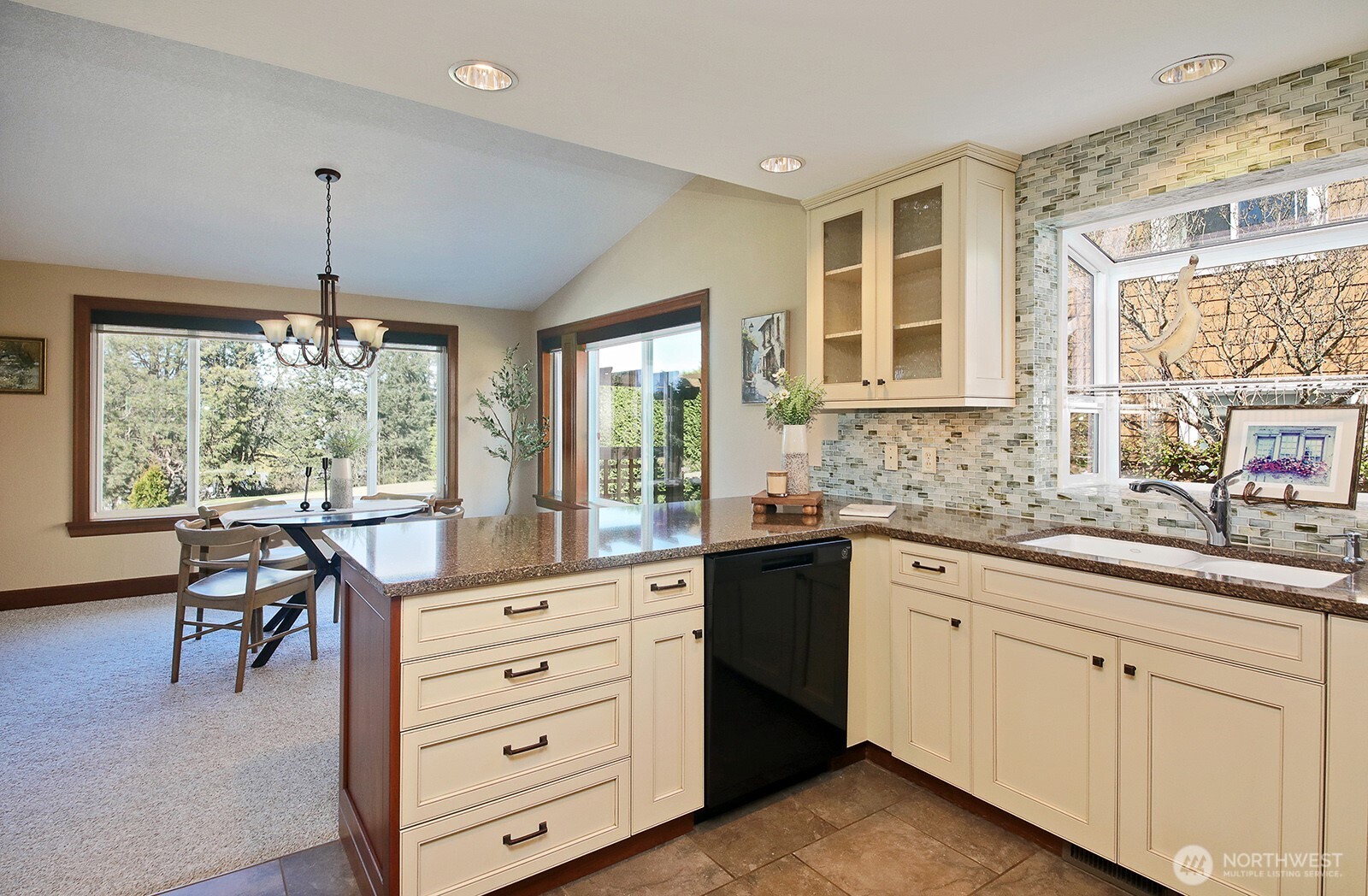 2471 Soundview Drive , Langley, WA 98260