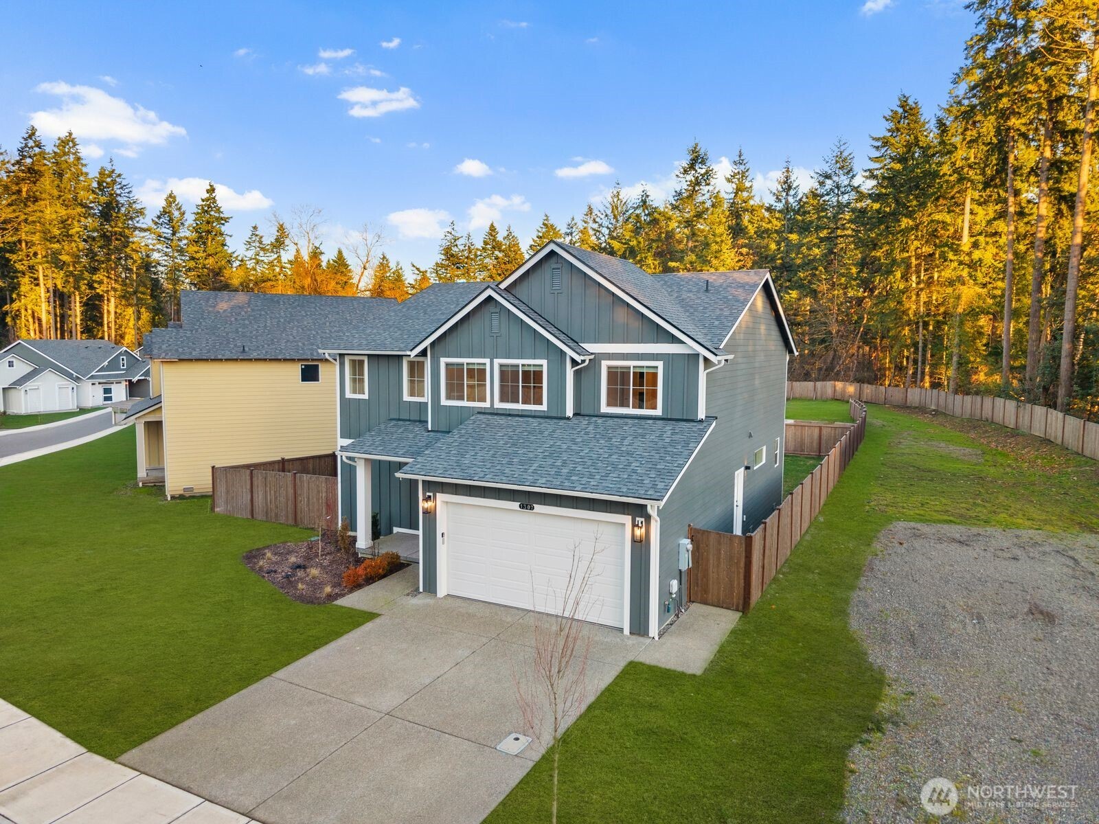 1327 60th Avenue NE, Tacoma, WA 98422