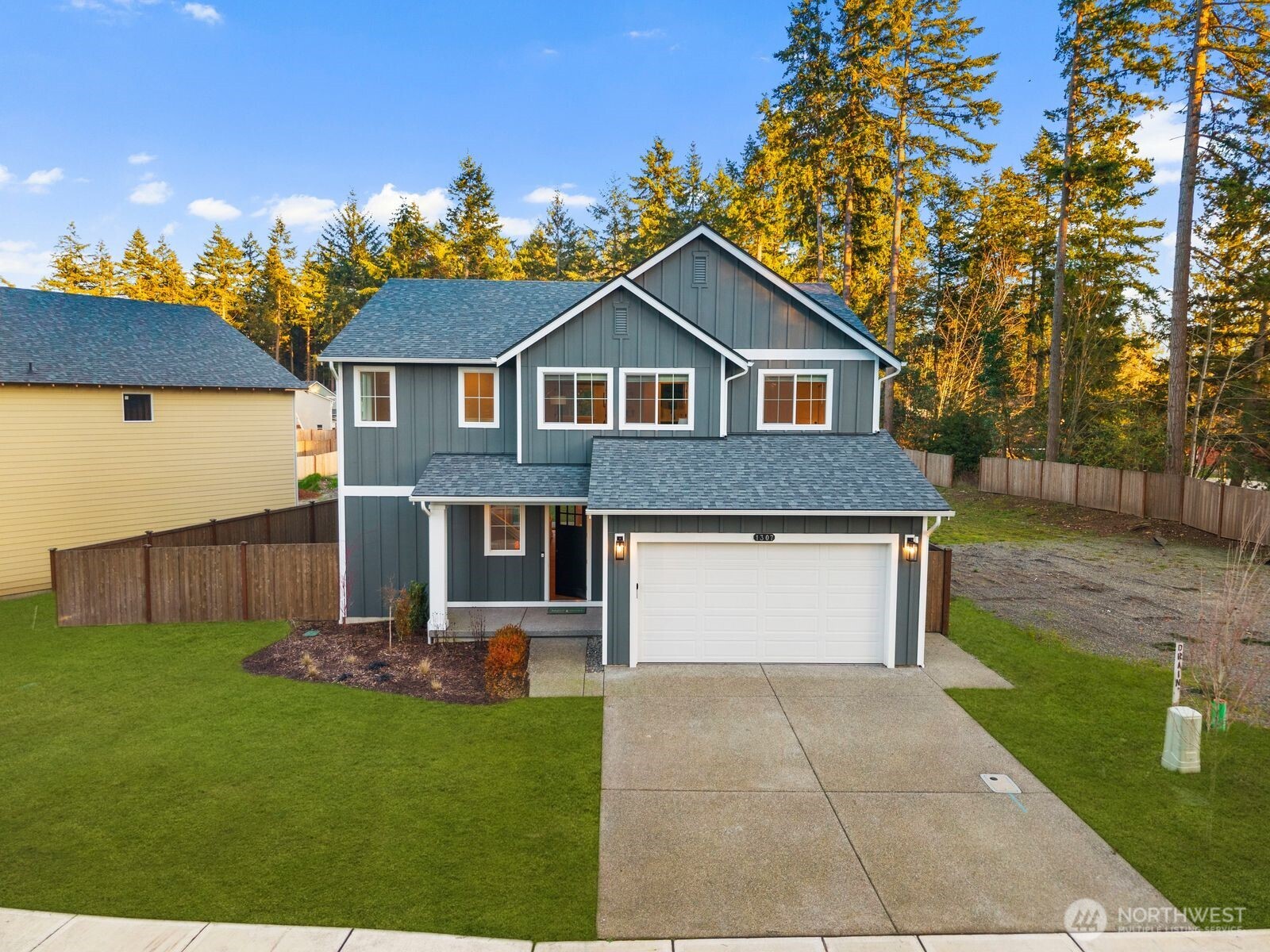 1327 60th Avenue NE, Tacoma, WA 98422