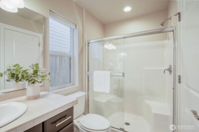 4764 244th Ct SE, Sammamish, WA 98029 - Photo 6
