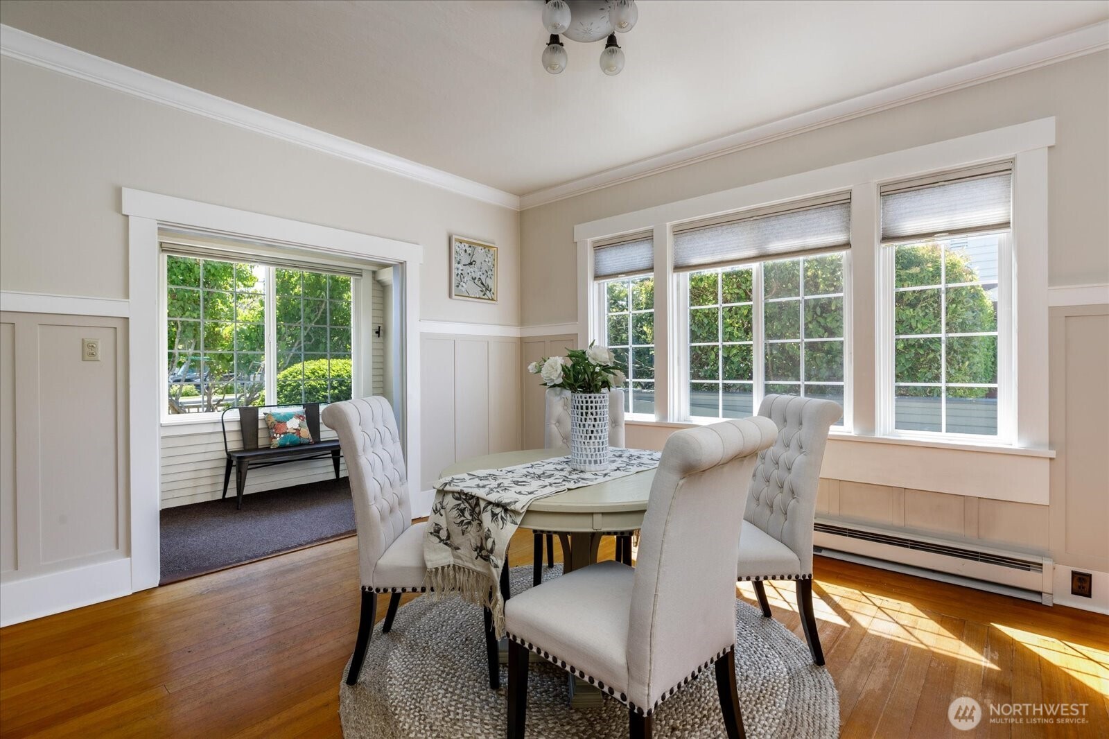 506 N Main Street , Coupeville, WA 98239