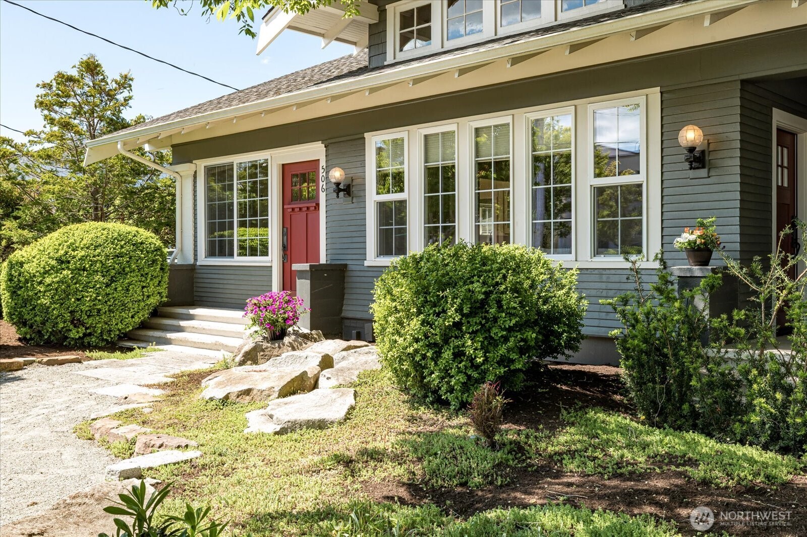 506 N Main Street , Coupeville, WA 98239