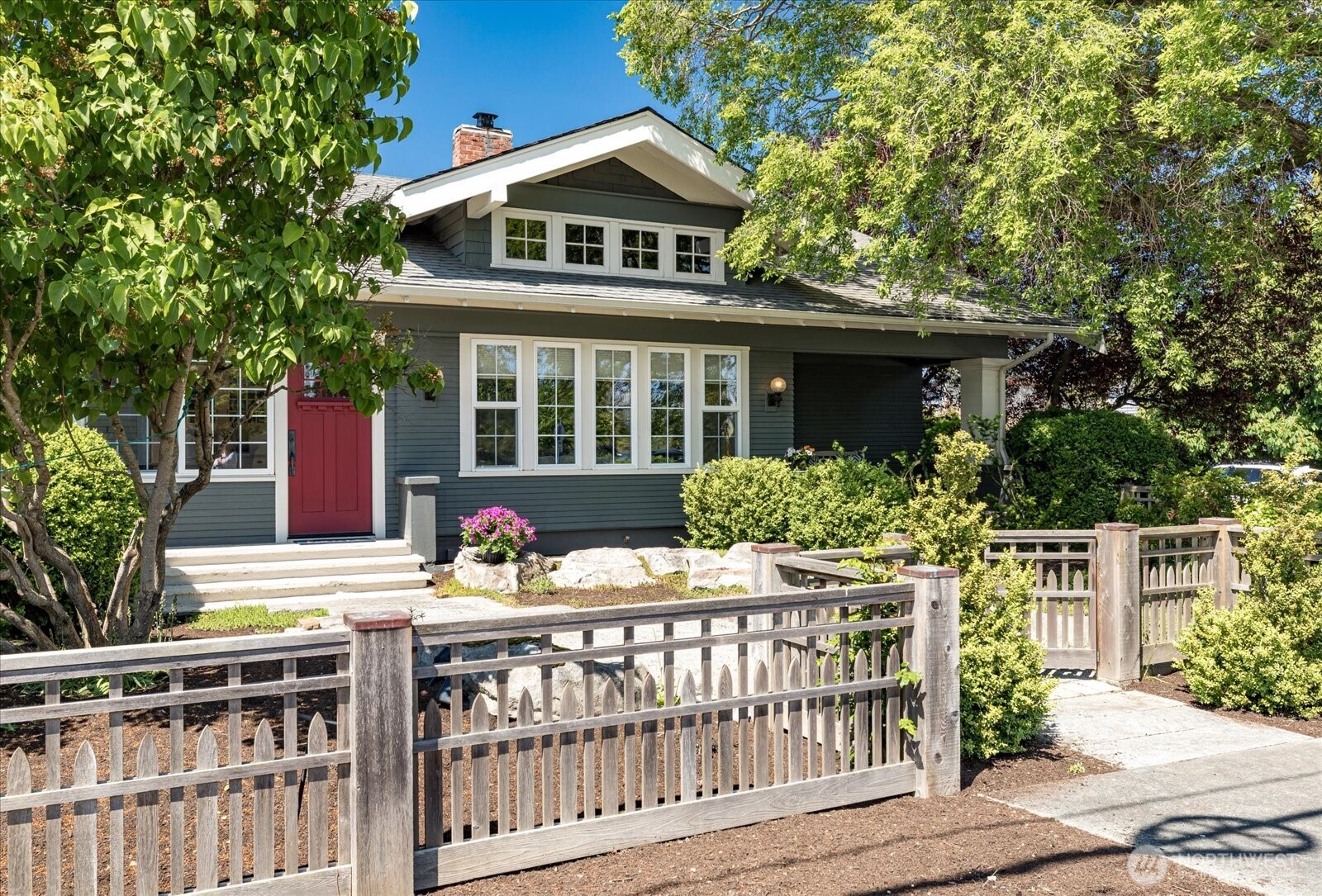 506 N Main Street , Coupeville, WA 98239