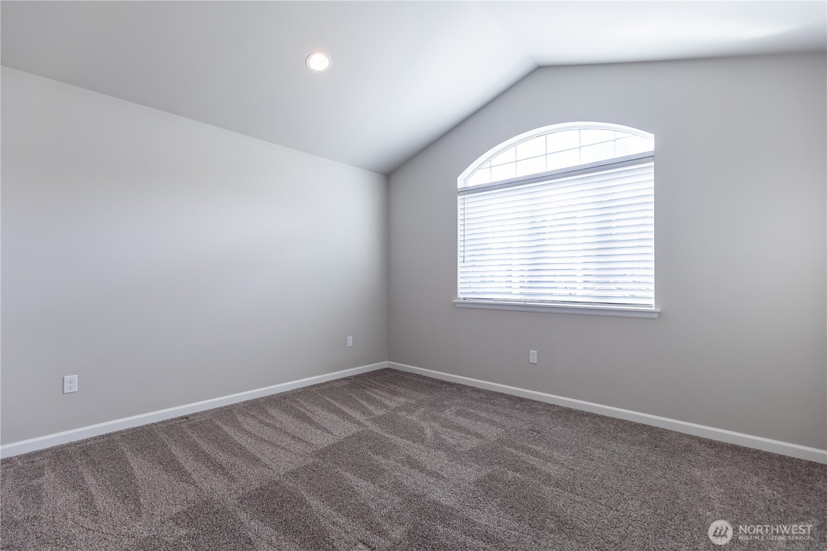 9977 Jackson Street SE, Yelm, WA 98597