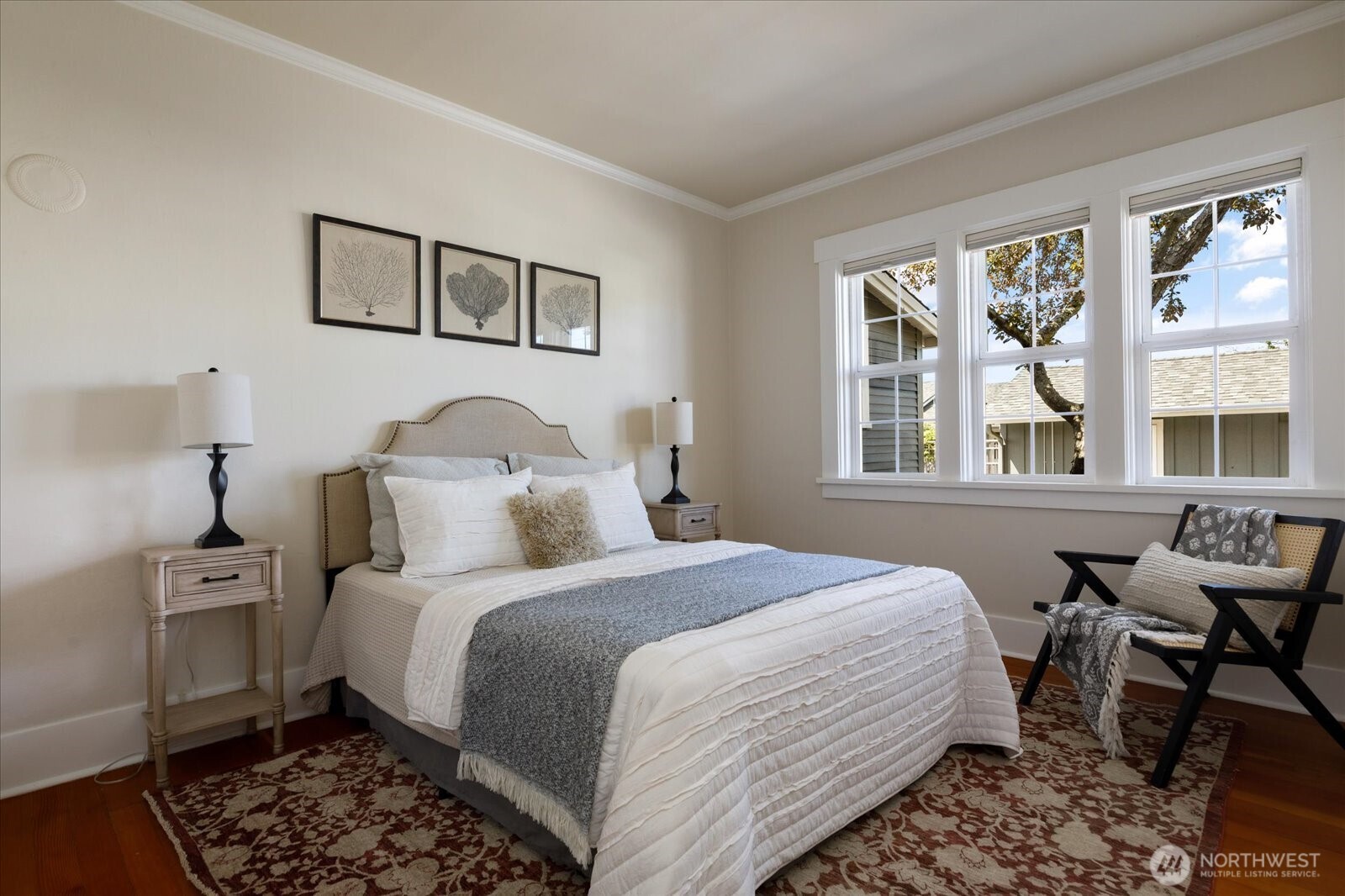 506 N Main Street , Coupeville, WA 98239