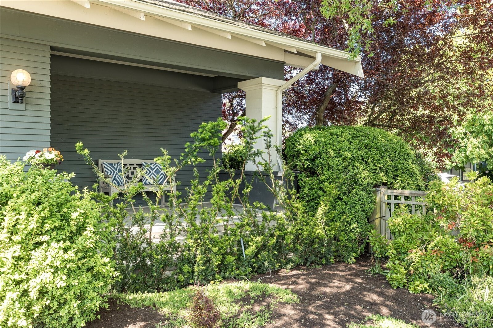 506 N Main Street , Coupeville, WA 98239