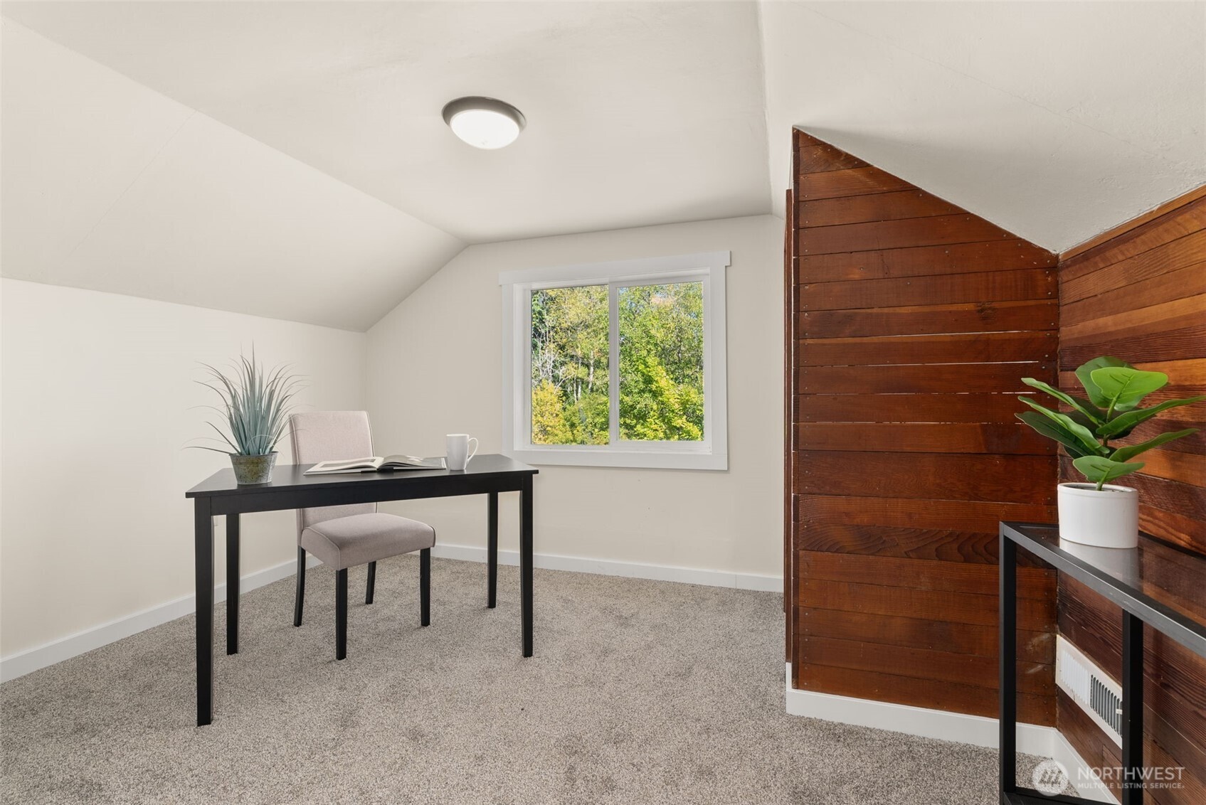 300 Lincoln Creek Road , Centralia, WA 98531