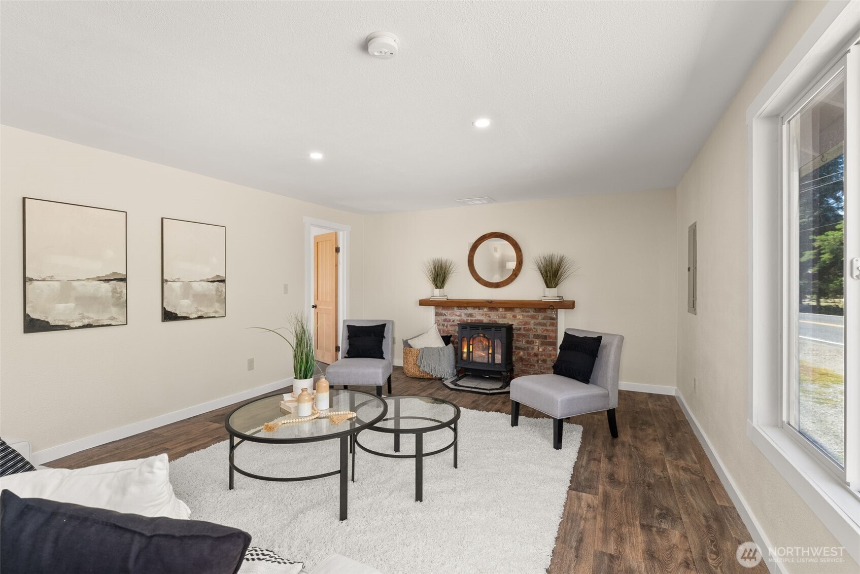 300 Lincoln Creek Road , Centralia, WA 98531