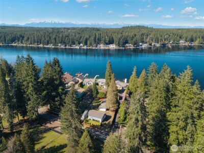 1961 E Mason Lake Drive E, Grapeview, WA 98546