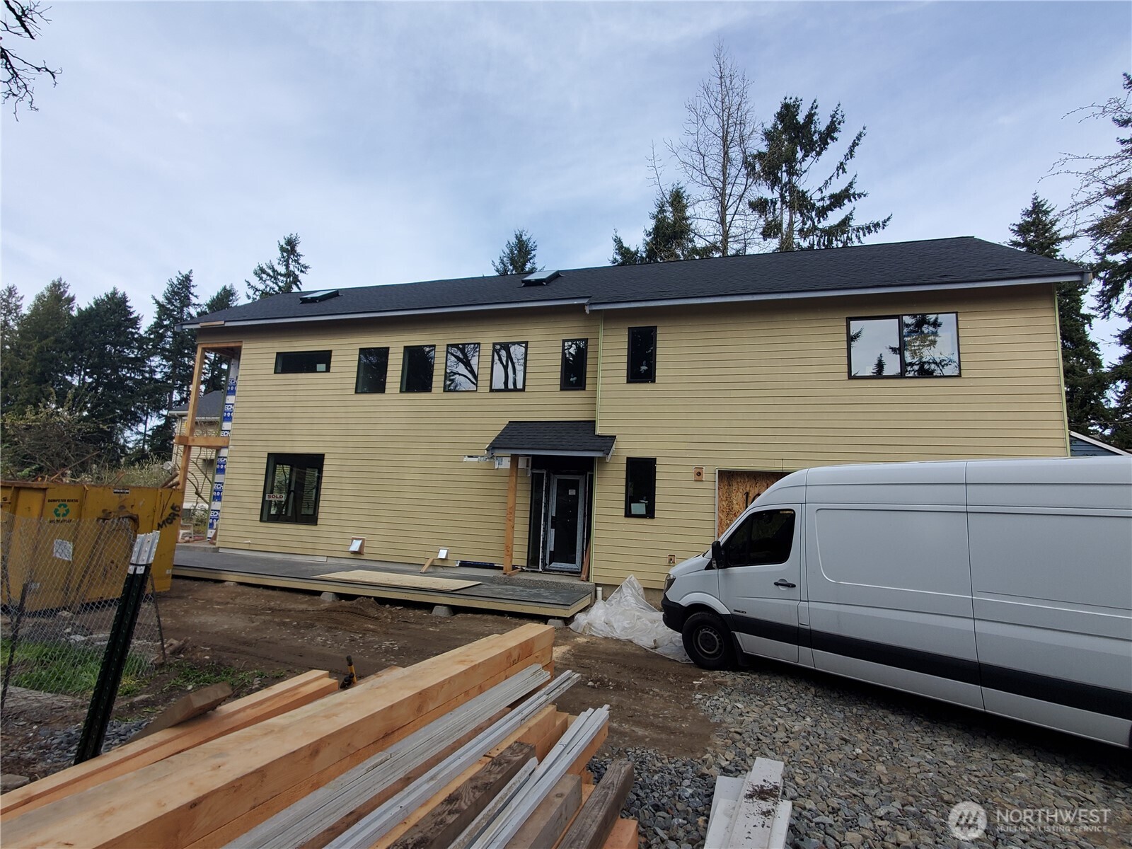 10731 B 17th Avenue NE, Seattle, WA 98125