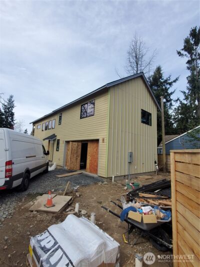 10731 B 17th Avenue NE, Seattle, WA 98125 - Photo 5