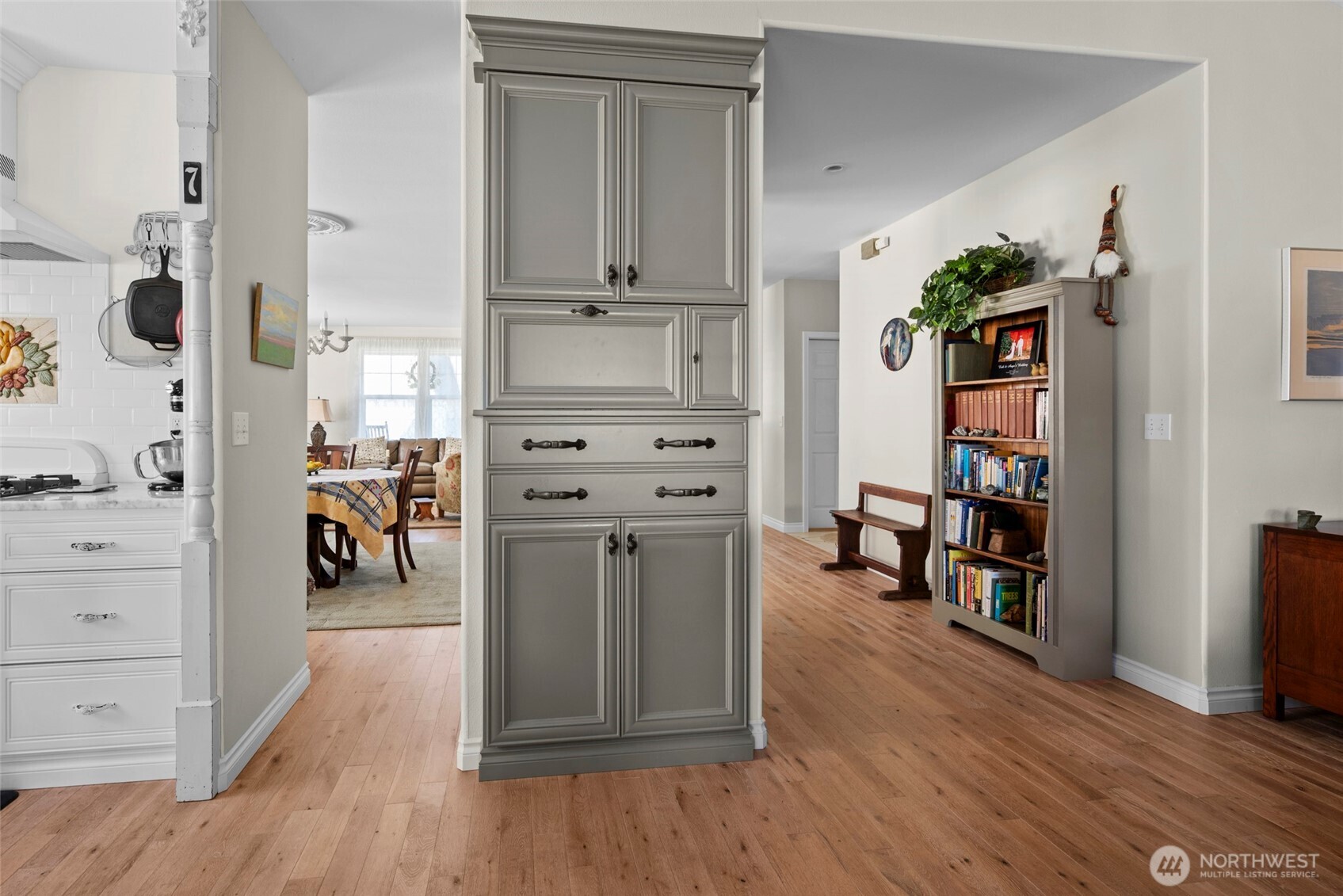 1453 SW Xavier , Oak Harbor, WA 98277