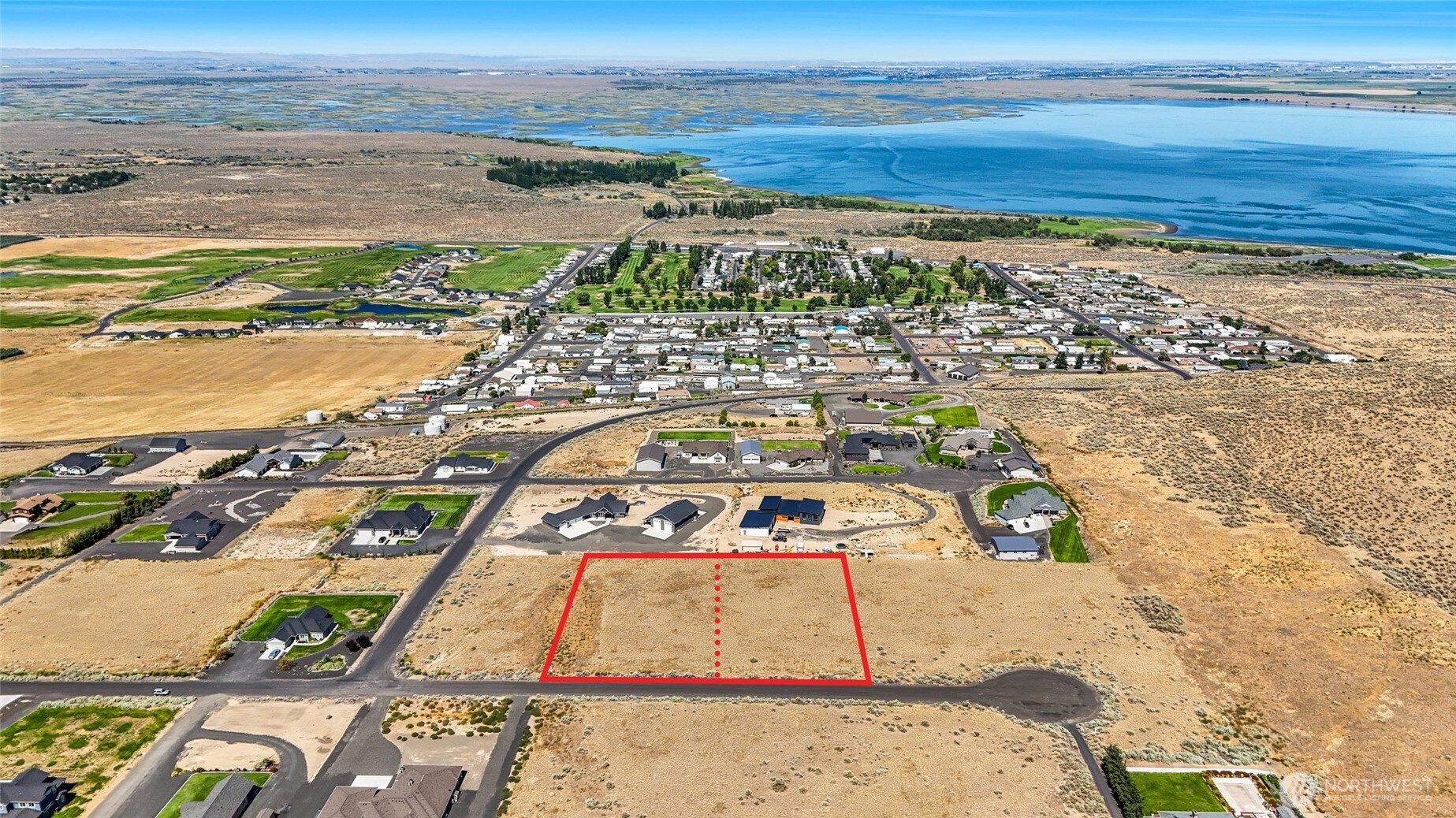 6888 & 6920 8.9 Road SE, Othello, WA 99344