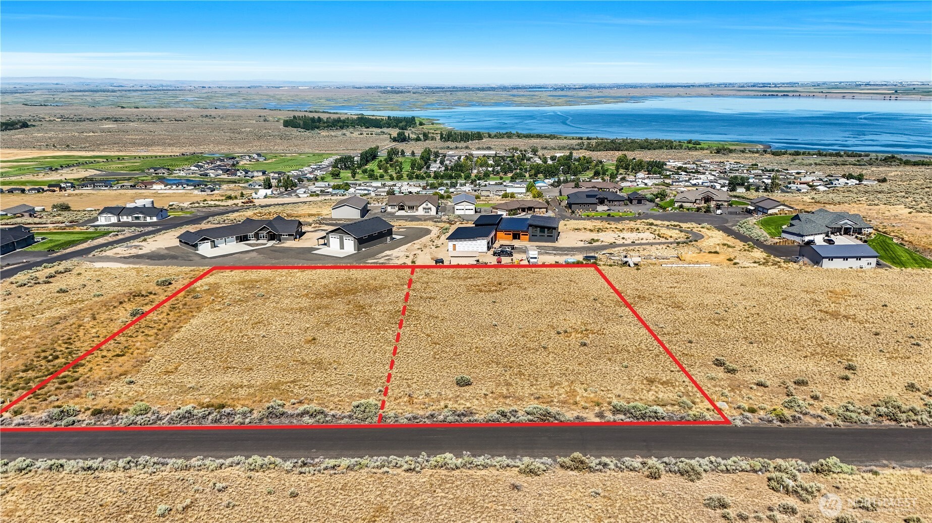 6888 & 6920 8.9 Road SE, Othello, WA 99344