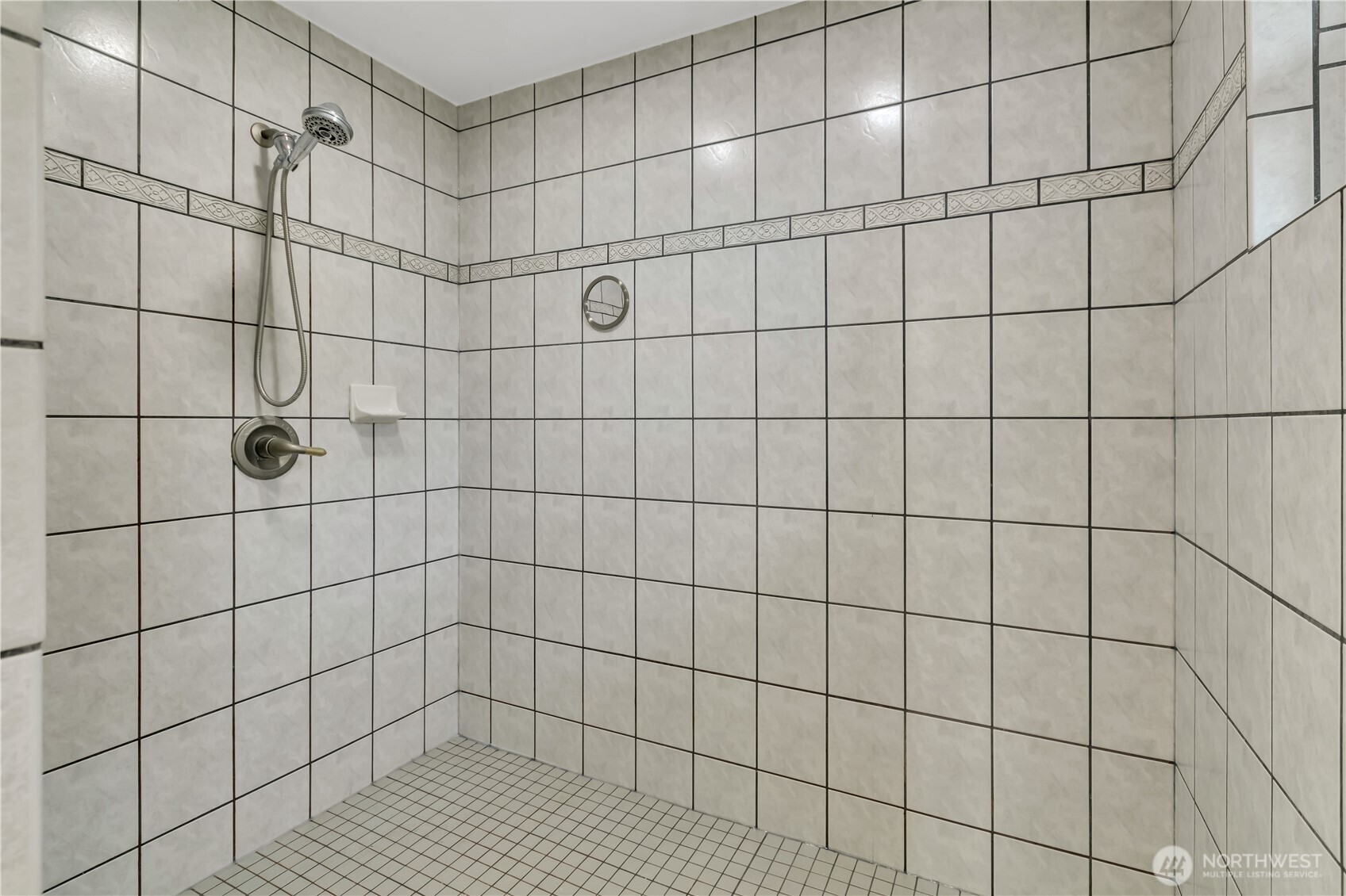 6117 Ames Lake Carnation Road NE, Carnation, WA 98014