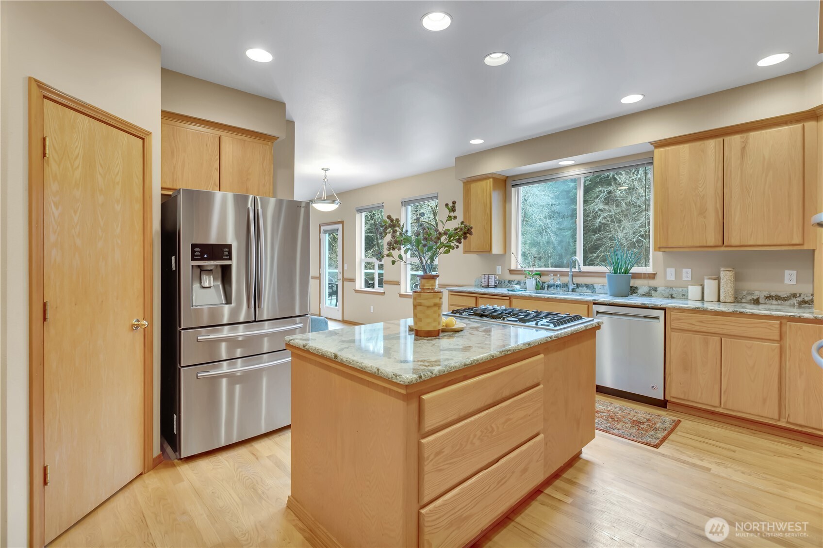 6117 Ames Lake Carnation Road NE, Carnation, WA 98014