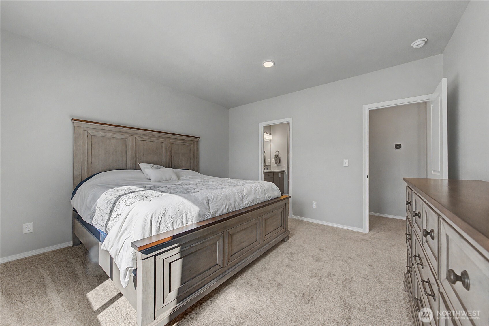 212 Royal Palm Drive , Moses Lake, WA 98837